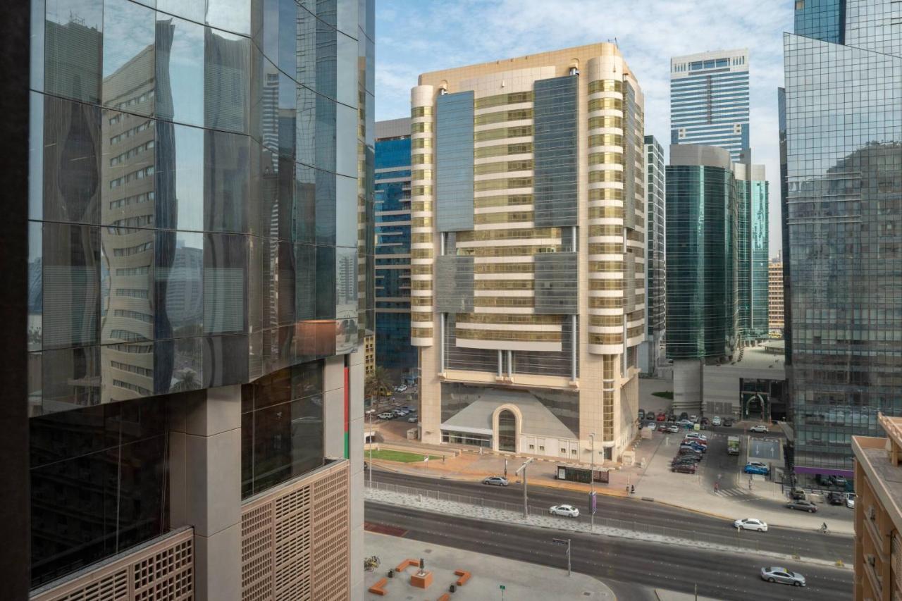 Courtyard By Marriott World Trade Center, Abu Dhabi Hotel Exterior foto